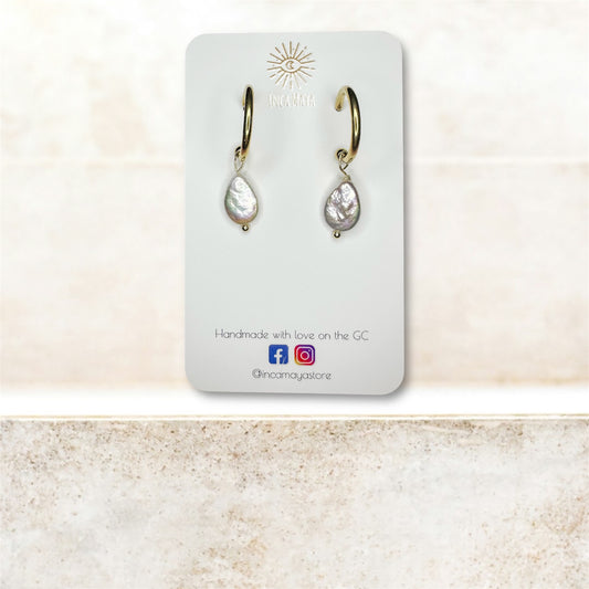 Freshwater Droplet Pearls with Gold Plain Hoops